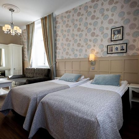 Hotel Kruunupuisto ปุงกาฮารียู ภายนอก รูปภาพ