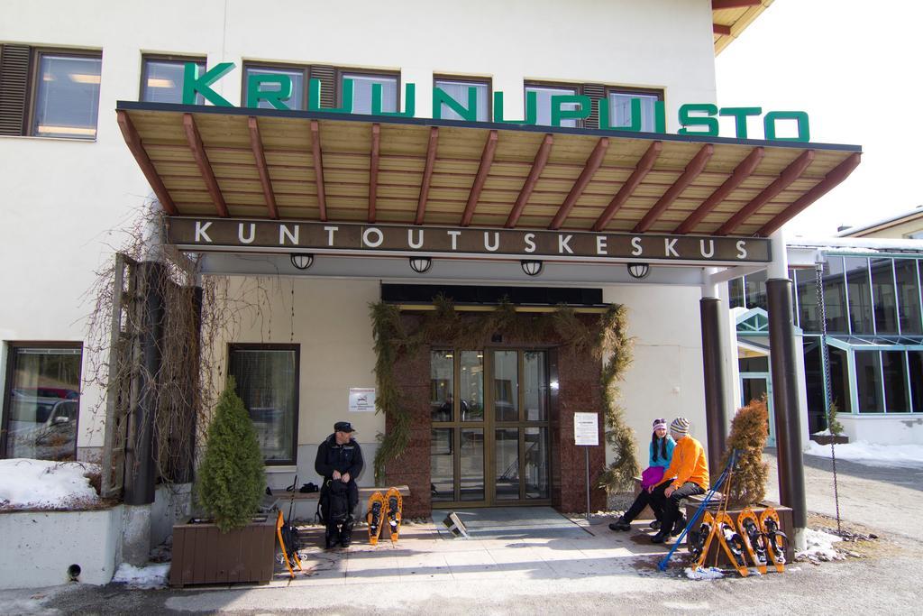 Hotel Kruunupuisto ปุงกาฮารียู ภายนอก รูปภาพ
