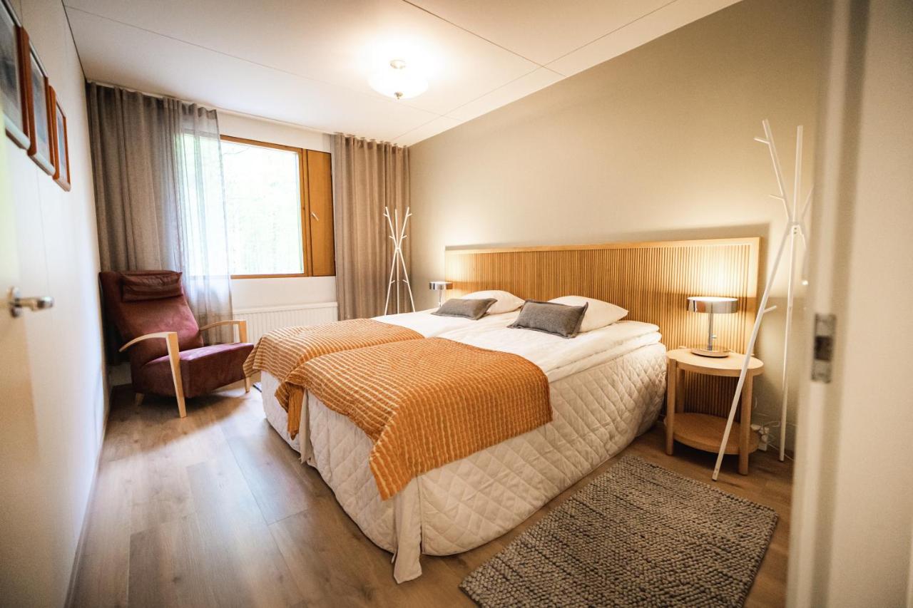 Hotel Kruunupuisto ปุงกาฮารียู ภายนอก รูปภาพ