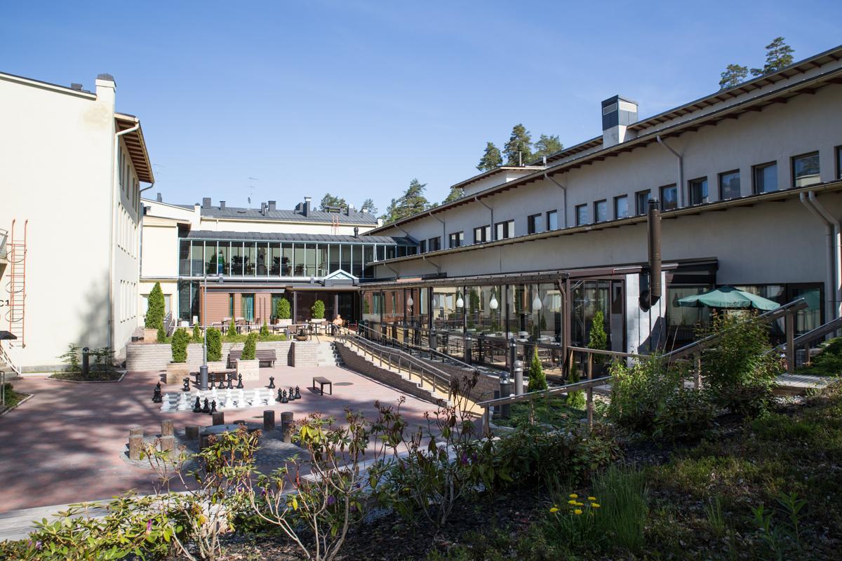 Hotel Kruunupuisto ปุงกาฮารียู ภายนอก รูปภาพ