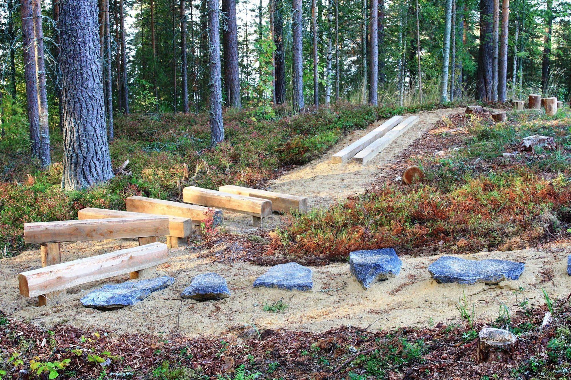 Hotel Kruunupuisto ปุงกาฮารียู ภายนอก รูปภาพ