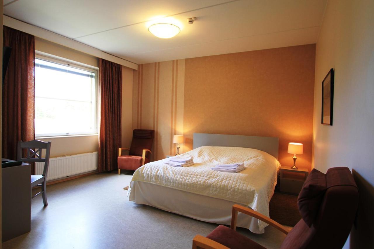 Hotel Kruunupuisto ปุงกาฮารียู ภายนอก รูปภาพ